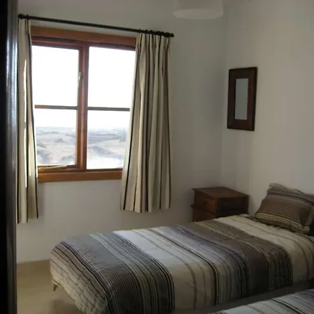 Apartment Puerto Del Carmen Sleeps 4 Pool Wifi *